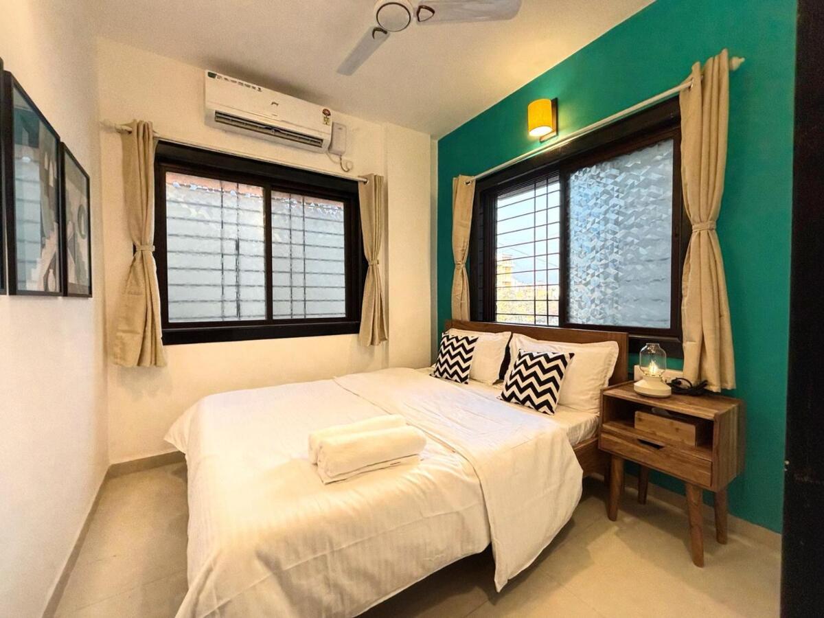Apartment Stylish 1bhk Near Airport By Cozycave - Plg201